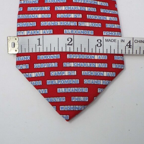 Vineyard Vines Custom Collection Silk Tie # 245 - Picture 4 of 7